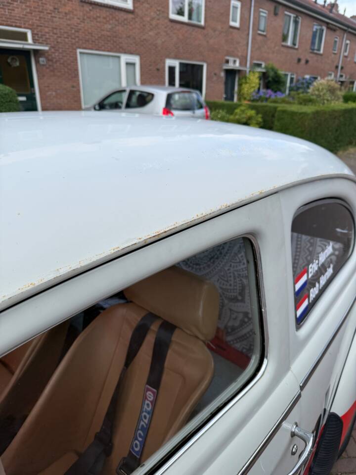 Image 5/11 of Volvo PV 544 Sport (1962)