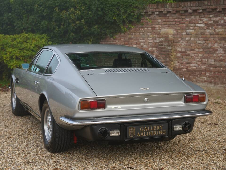 Bild 11/50 von Aston Martin V8 (1974)