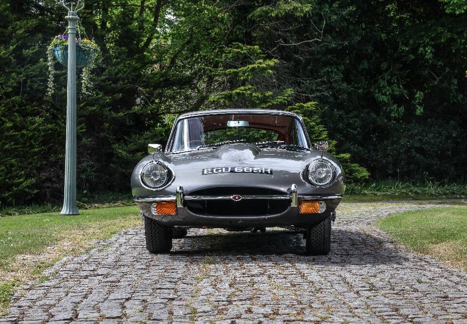 Imagen 15/30 de Jaguar E-Type (2+2) (1970)