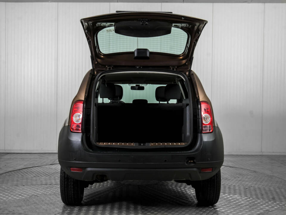 Immagine 38/43 di Dacia Duster 1.6 (2011)