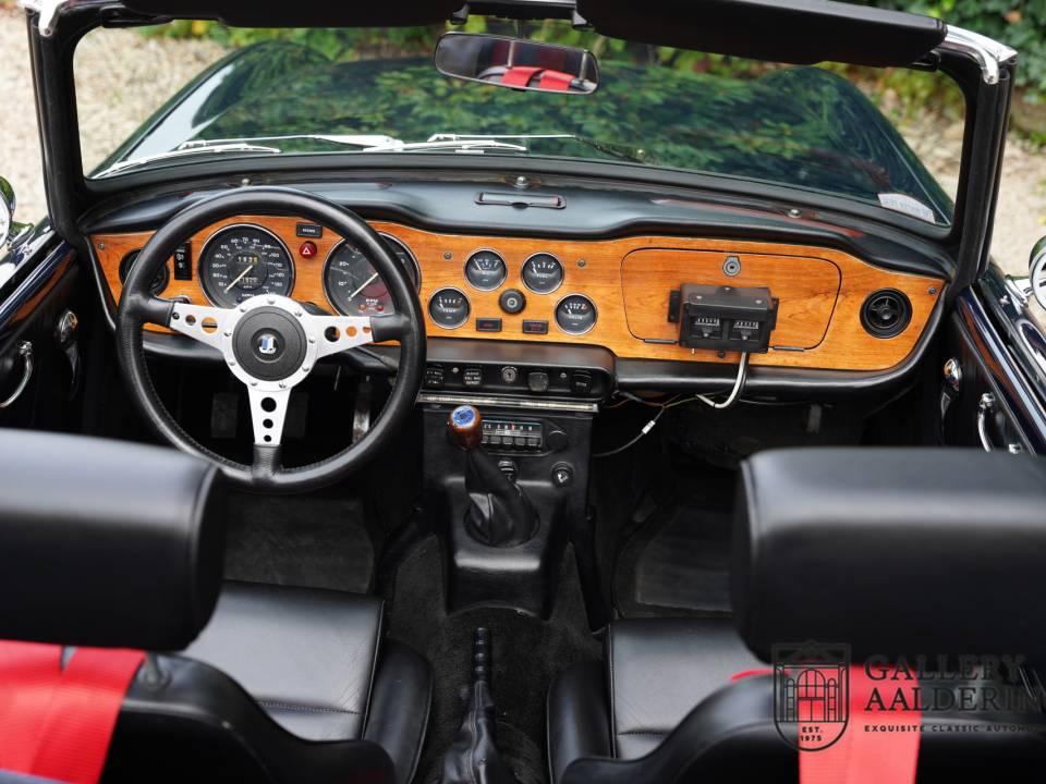 Imagen 34/50 de Triumph TR 6 (1973)