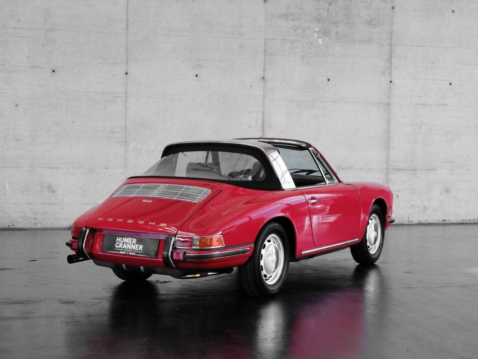 Bild 12/43 von Porsche 911 2.0 T (1967)