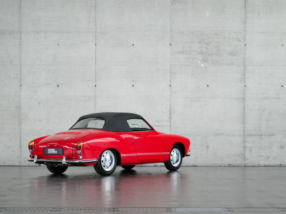 Image 38/50 of Volkswagen Karmann Ghia 1500 (1971)