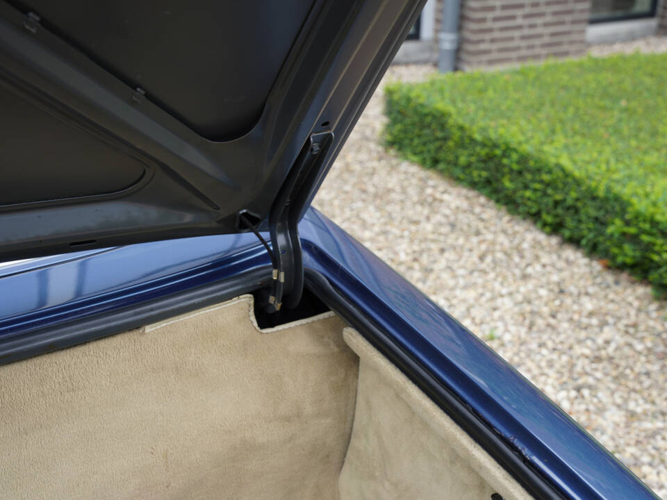 Immagine 49/50 di Mercedes-Benz 300 SL (1986)