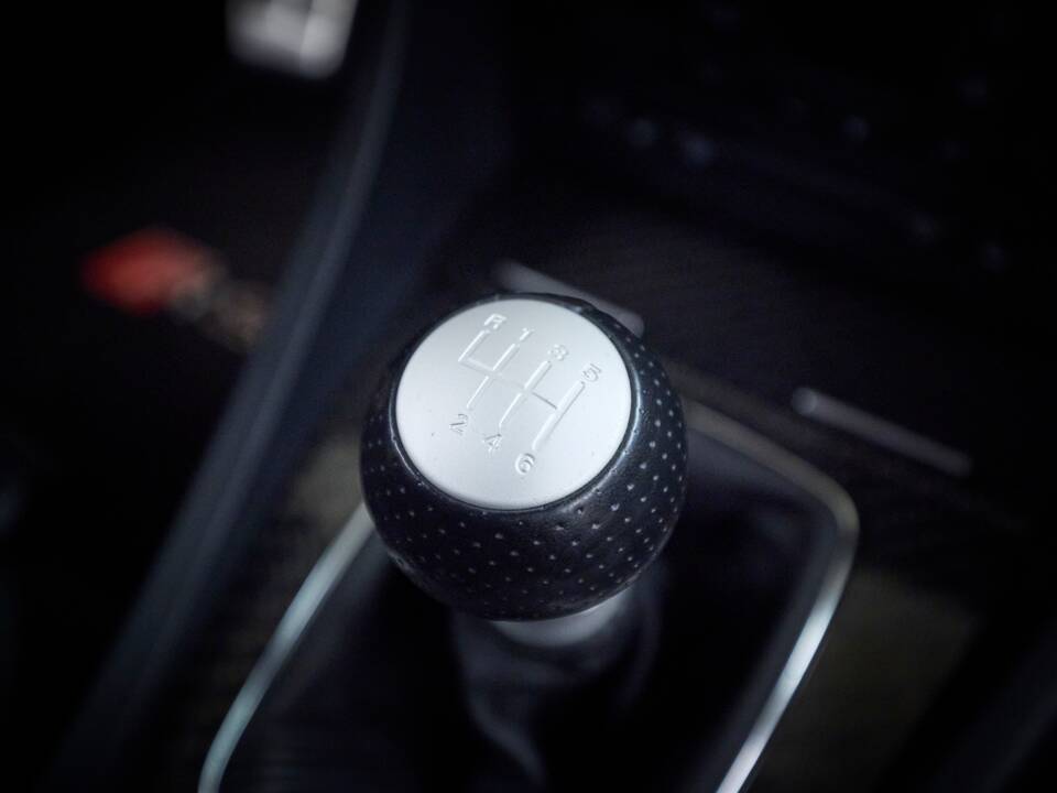 Image 63/95 of Audi RS4 Avant (2006)