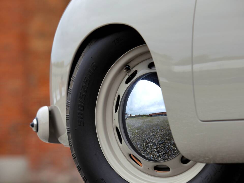 Afbeelding 27/79 van Porsche 356 1500 (1954)