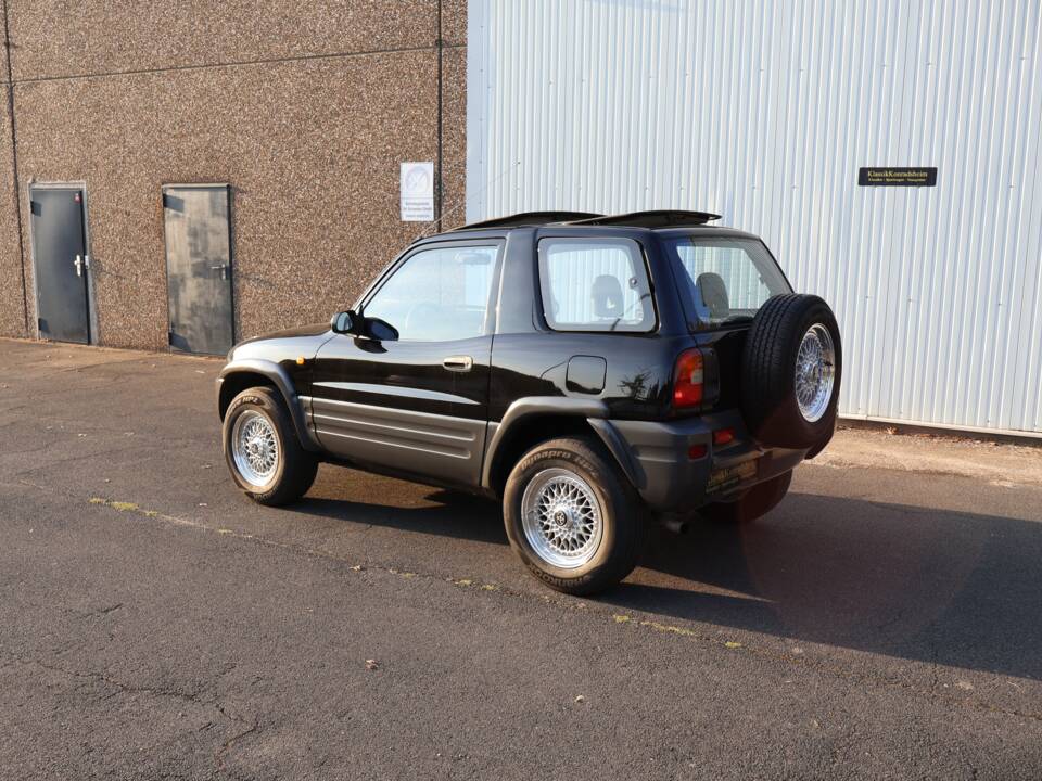 Image 8/55 de Toyota RAV4 (1995)