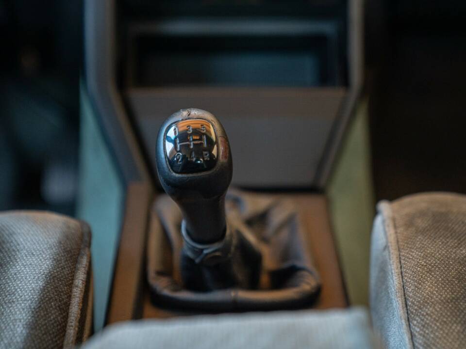 Image 32/50 de Alfa Romeo 164 2.0i V6 Turbo (1992)