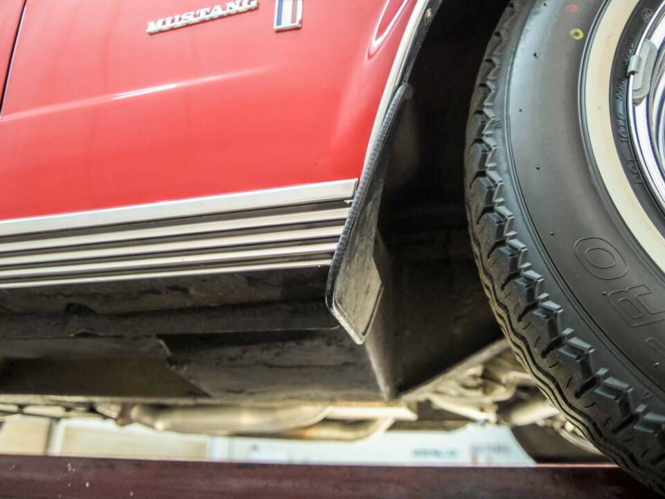Image 48/50 of Ford Mustang 289 (1966)
