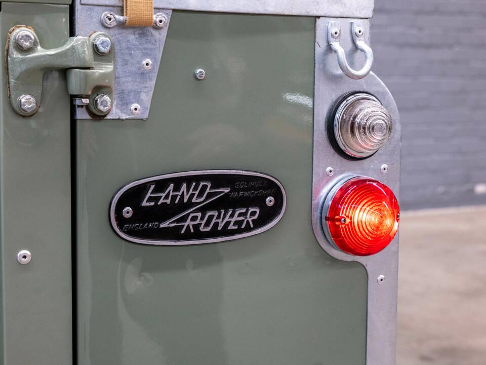 Immagine 36/48 di Land Rover 88 (1963)