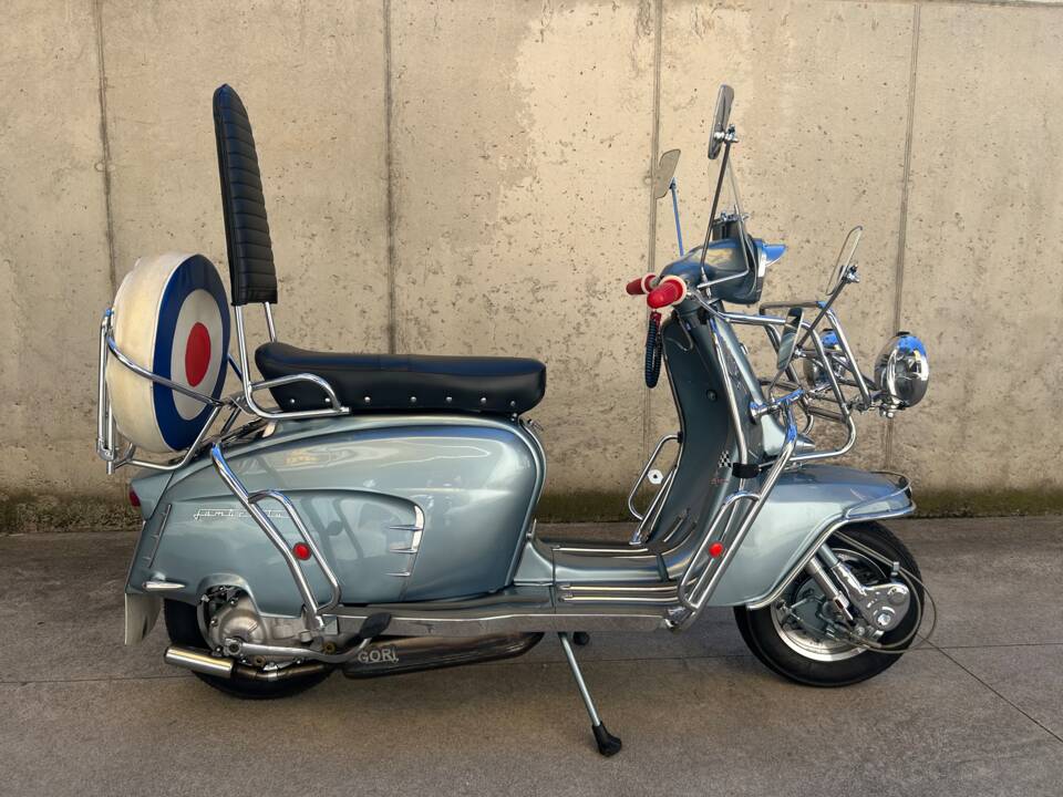 Immagine 2/19 di Innocenti Lambretta Li Special 125 (1969)