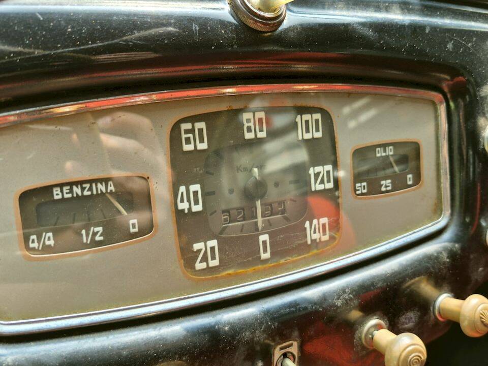 Image 22/47 of FIAT 1100 E (1952)