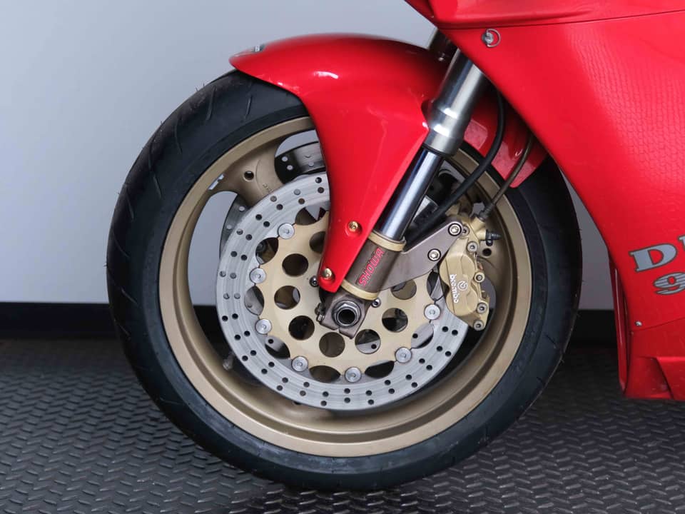 Bild 42/93 von Ducati 916 Strada (1994)