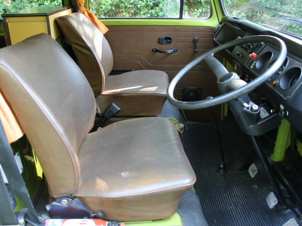 Immagine 9/17 di Volkswagen T2c Combi (1979)