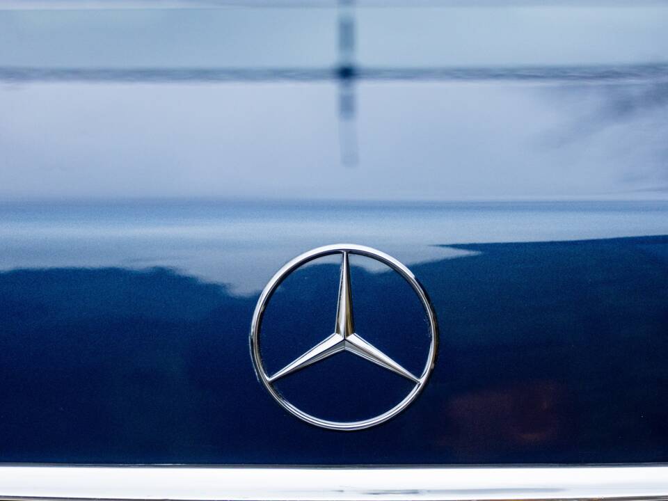 Bild 16/49 von Mercedes-Benz 560 SEL (1986)