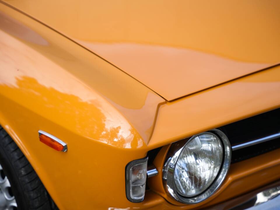Image 28/38 of Alfa Romeo Giulia GT 1300 Junior (1968)