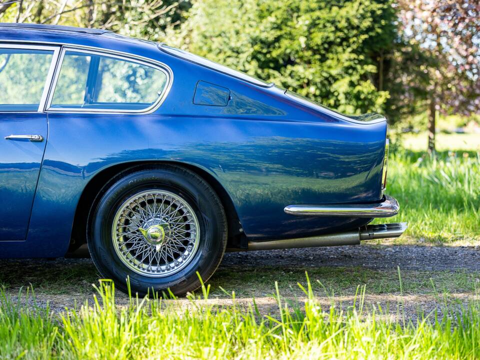 Image 45/62 of Aston Martin DB 6 (1967)