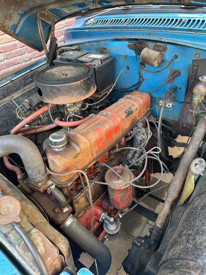 Image 8/17 of International Harvester A-112 (1958)
