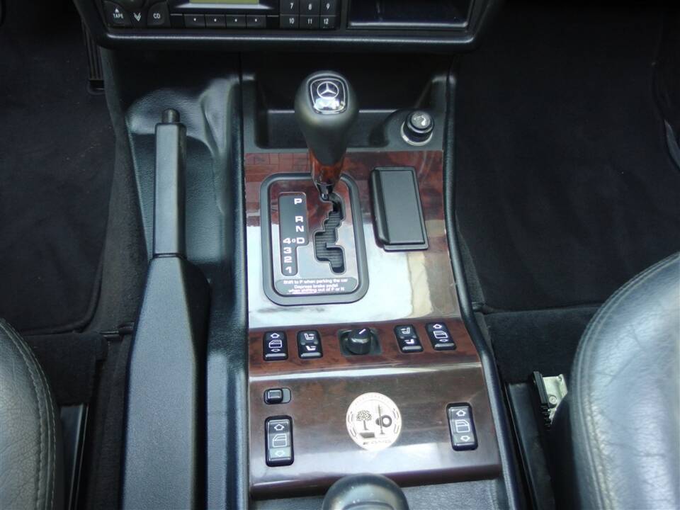 Immagine 53/93 di Mercedes-Benz G 55 AMG (LWB) (2000)