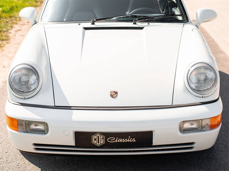 Image 8/48 of Porsche 911 Carrera 4 (1992)
