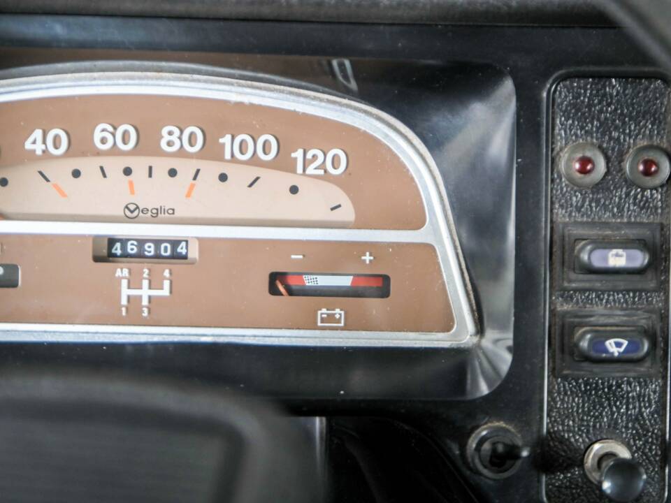 Image 21/50 of Citroën 2 CV 6 (1987)