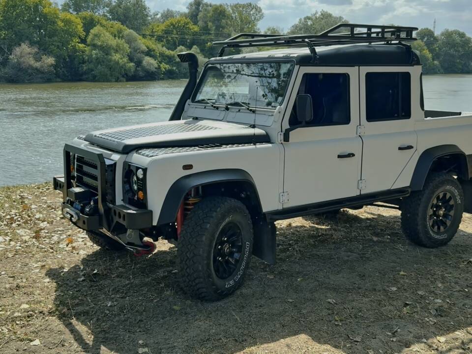Image 5/6 de Land Rover Defender 110 (2005)