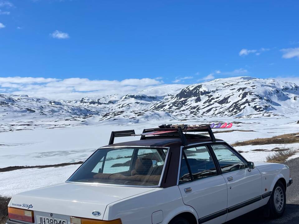 Image 2/62 of Ford Granada 2.8 (1977)