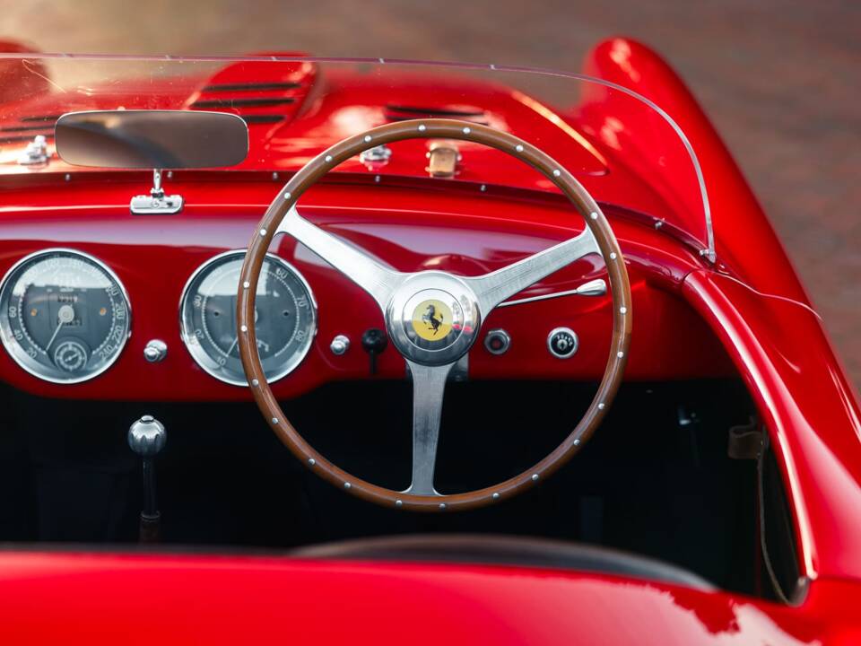 Image 11/25 of Ferrari 340 Mexico Spider (1952)