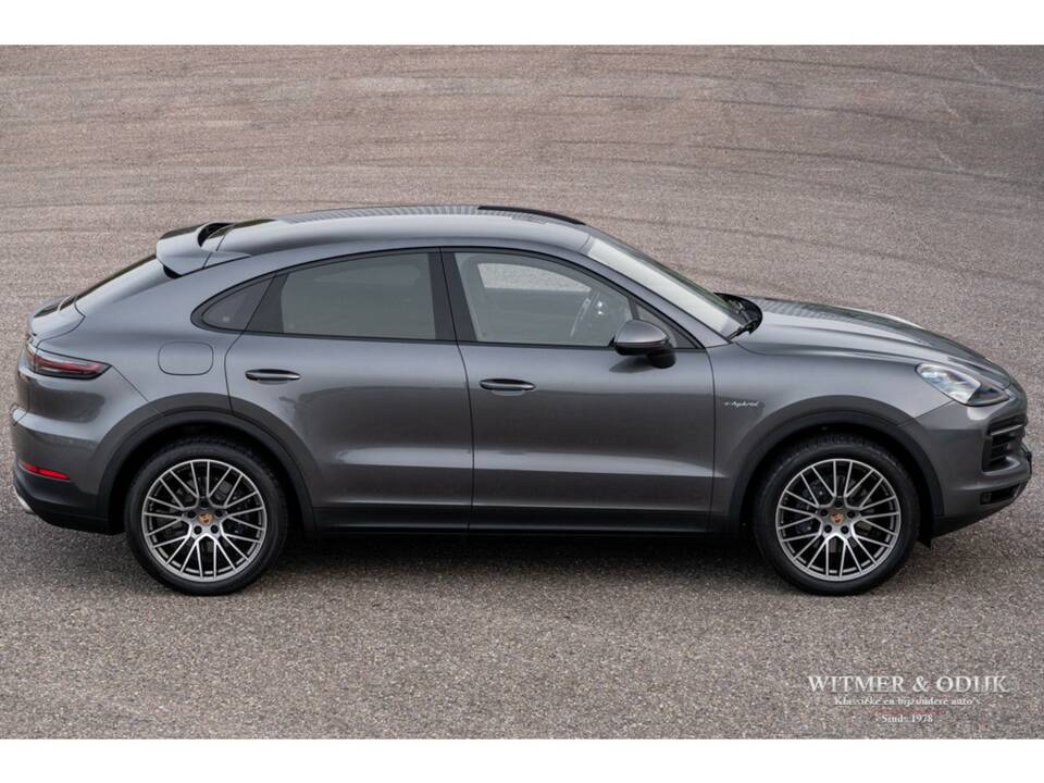 Bild 11/43 von Porsche Cayenne Coupé E-Hybrid (2020)