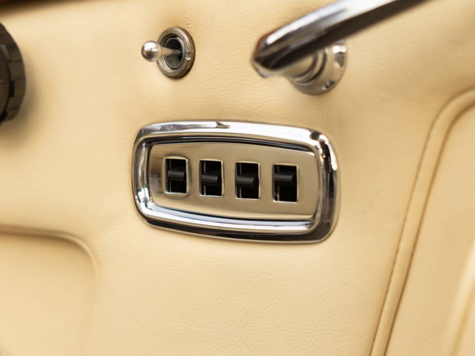 Imagen 46/48 de Rolls-Royce Silver Shadow I (1967)