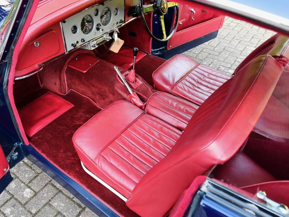 Image 27/50 of Jaguar XK 150 FHC (1959)