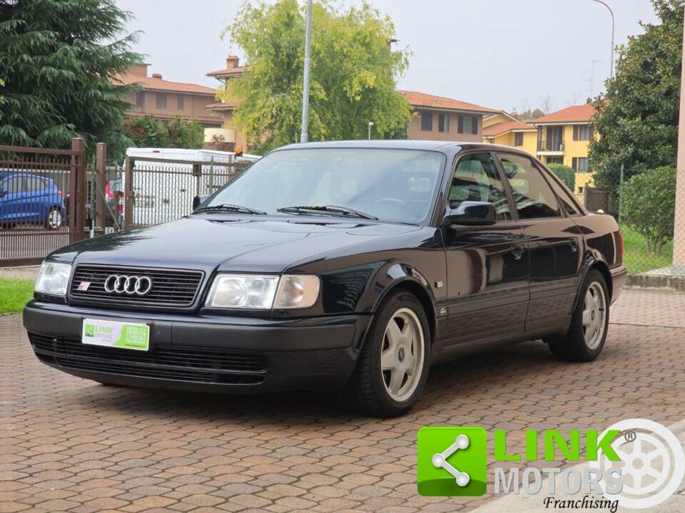 Imagen 7/10 de Audi 100 S4 Quattro (1992)