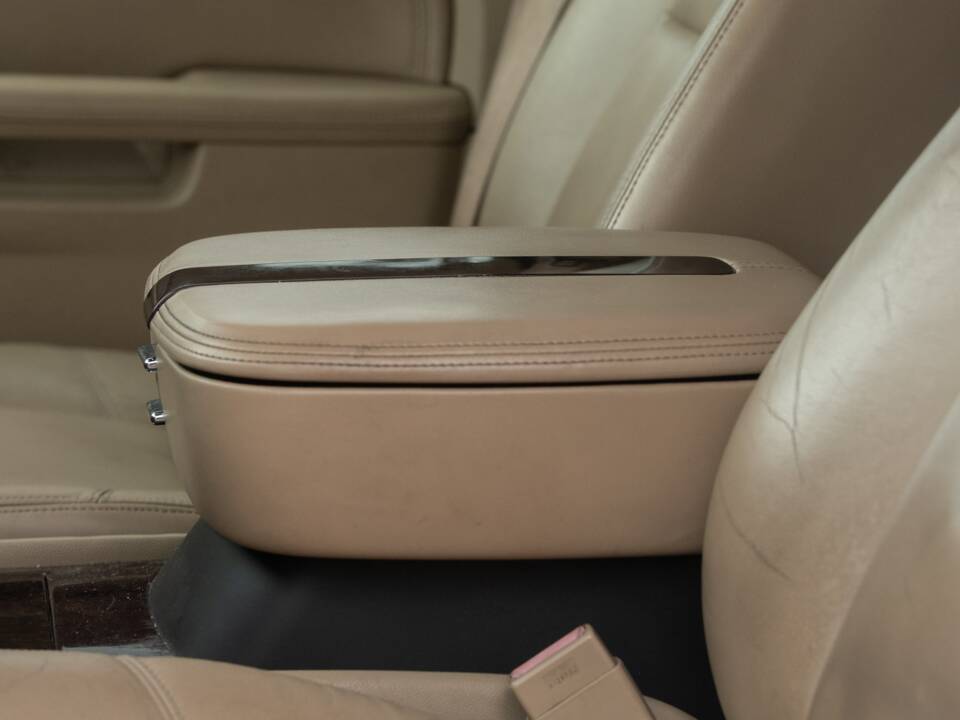 Afbeelding 41/50 van Cadillac Escalade EXT (2010)