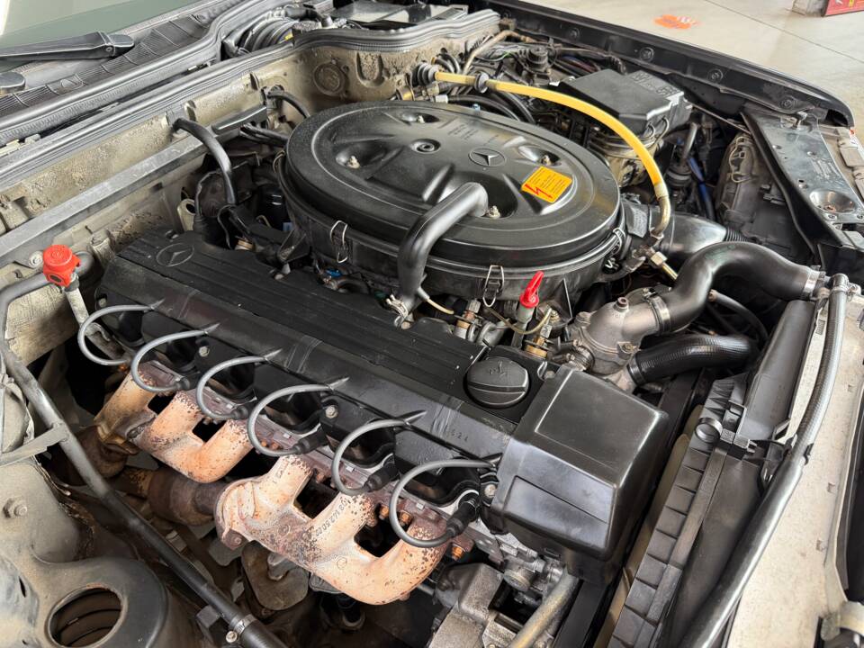 Bild 33/46 von Mercedes-Benz 300 SE (1990)