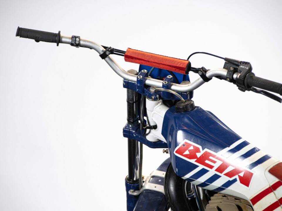 Image 9/40 of Beta TR34 (1990)