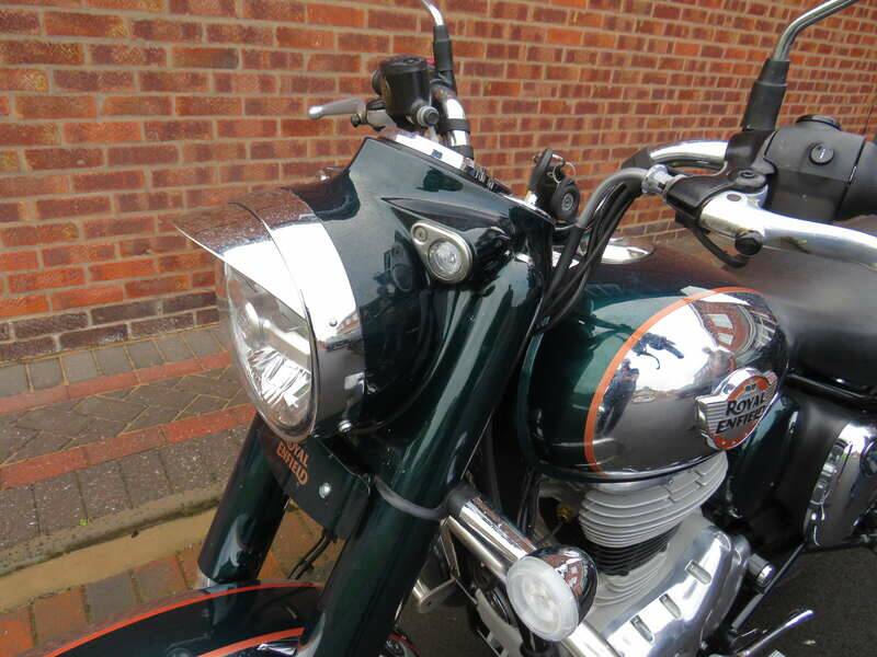 Image 7/41 of Royal Enfield Classic 350 (2025)