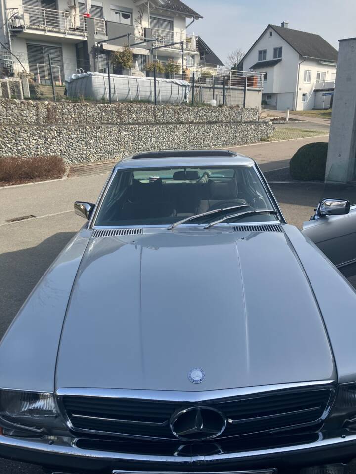 Image 3/10 of Mercedes-Benz 280 SLC (1977)