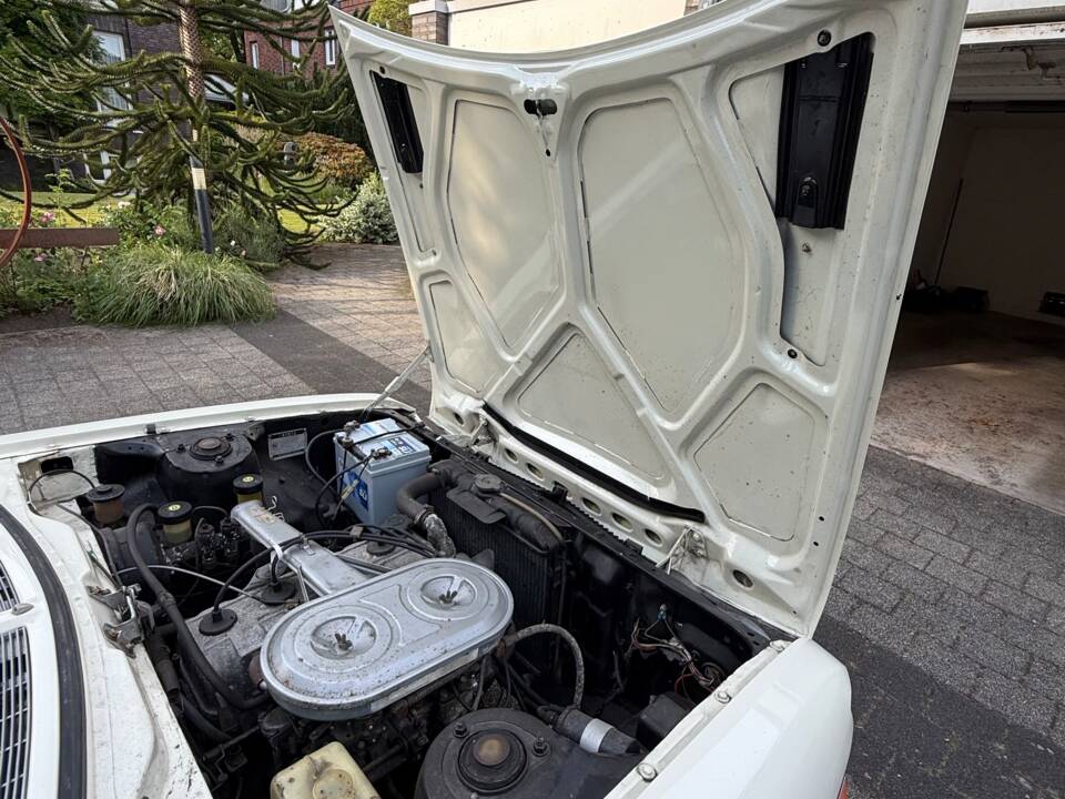 Image 43/55 of Toyota Celica ST (1972)