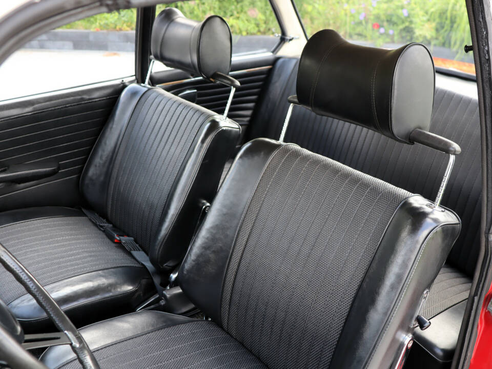 Image 43/50 of BMW 2002 (1970)