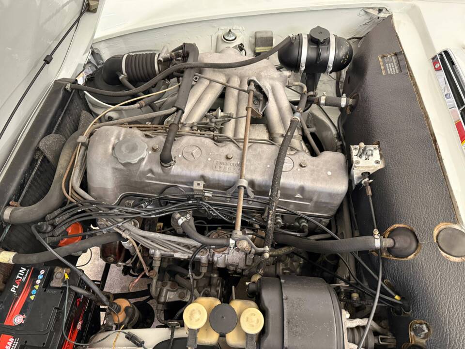 Image 5/22 of Mercedes-Benz 280 SL (1968)