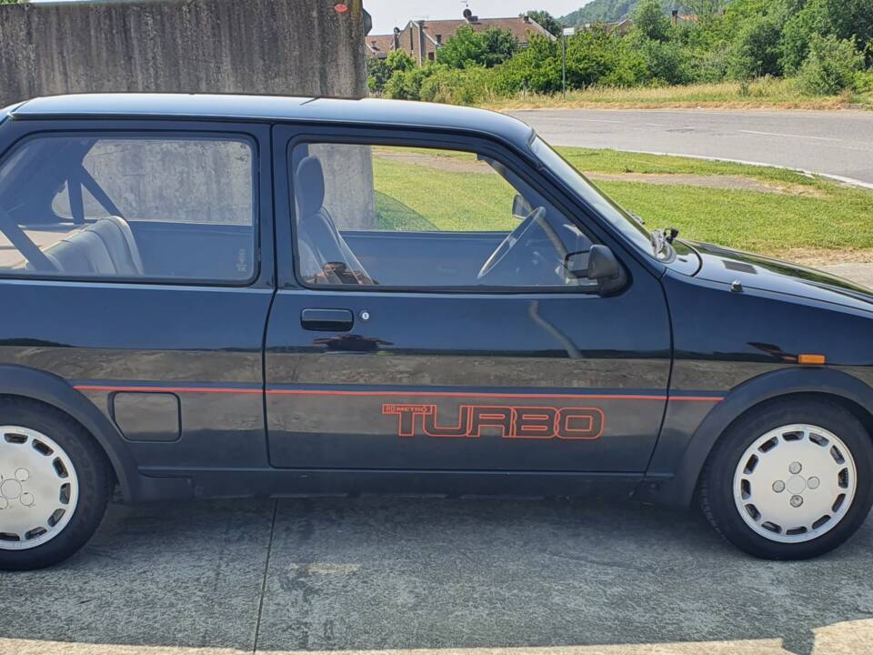 Image 4/34 de MG Metro Turbo (1984)