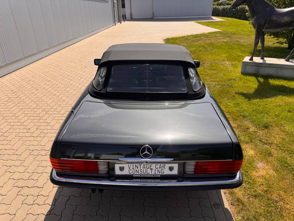 Imagen 14/93 de Mercedes-Benz 300 SL (1988)