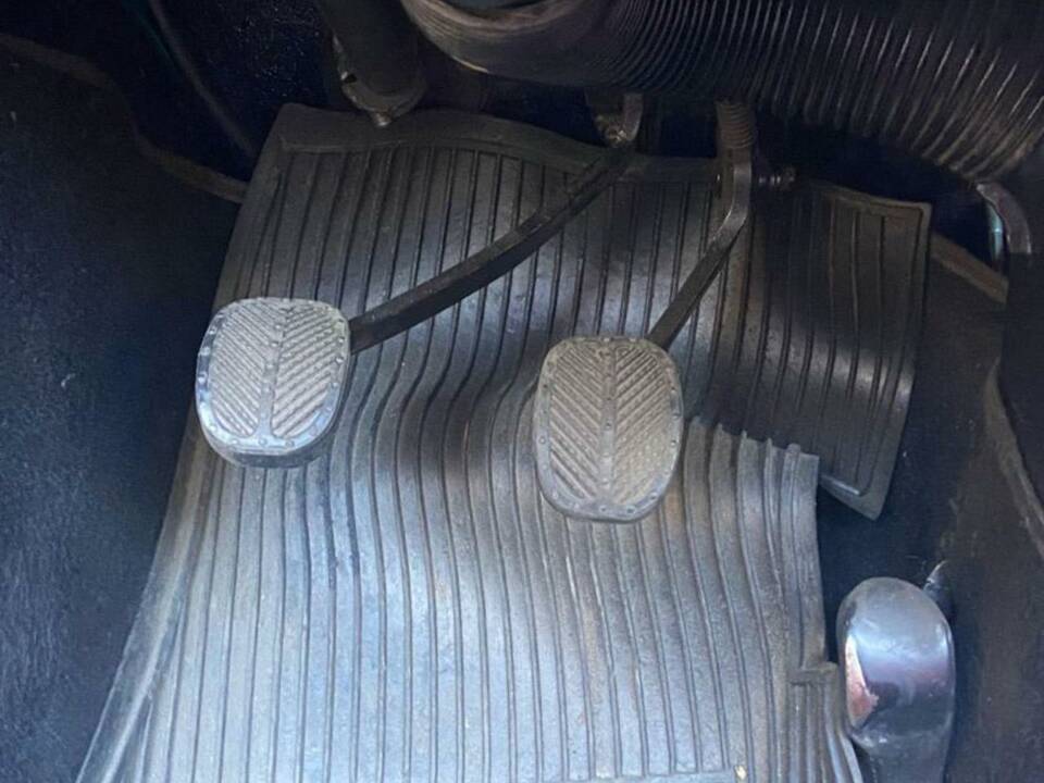 Image 9/41 of FIAT 500 L (1969)