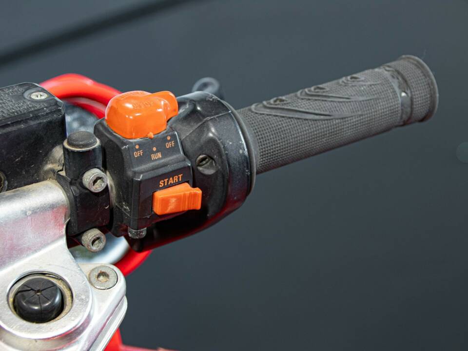 Bild 50/50 von Ducati 750 Paso (1987)