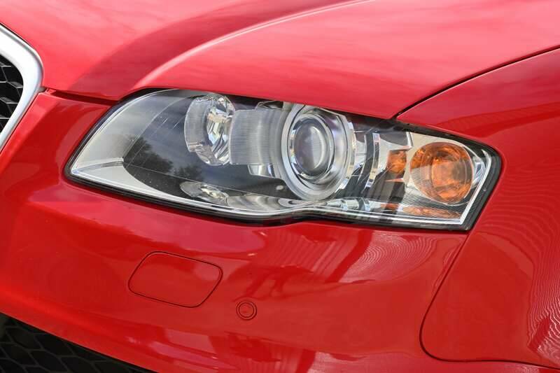 Image 36/50 of Audi RS4 (2006)