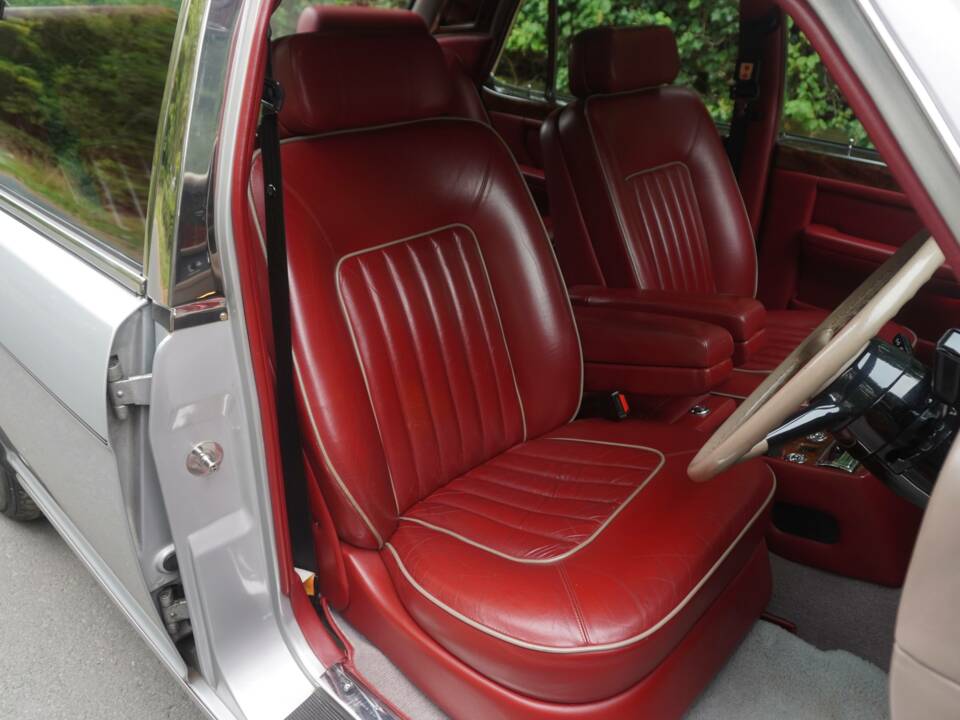 Bild 10/19 von Rolls-Royce Silver Spirit (1989)