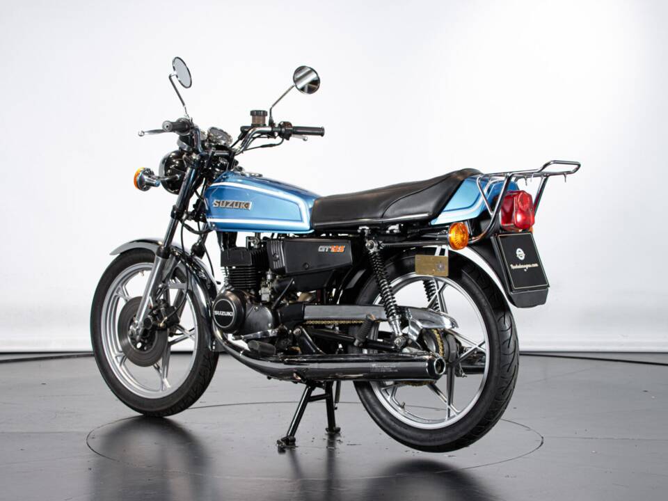 Image 2/50 of Suzuki GT 125 (1979)