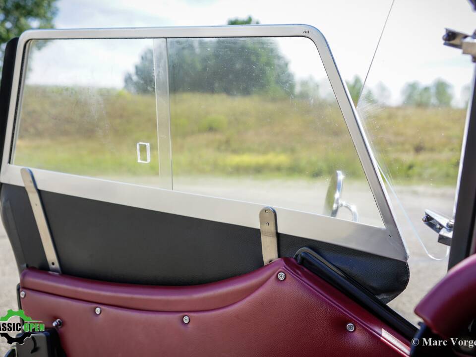 Image 43/51 de Morgan Plus 4 2-Seater (2006)