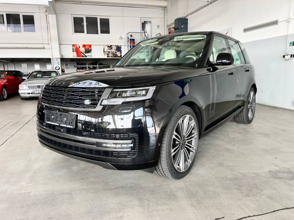 Image 7/42 of Land Rover Range Rover D350 (2022)