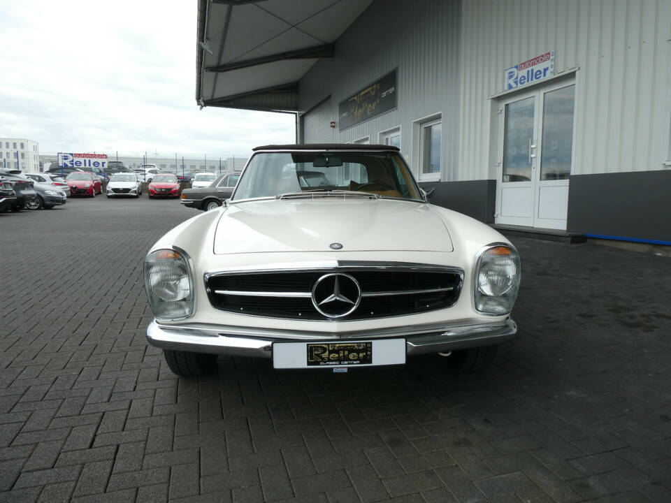 Bild 2/30 von Mercedes-Benz 280 SL (1970)